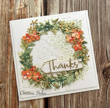 Load image into Gallery viewer, Classic Wreath CraftAddictionUK