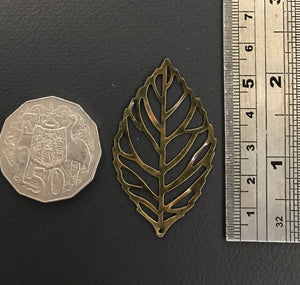 Medium metal leaf