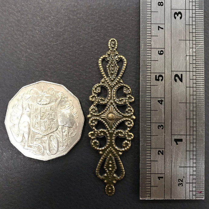 Metal flourish - medium